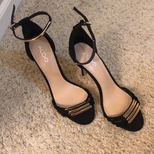 Women’s size 8.5 Black Aldo heels